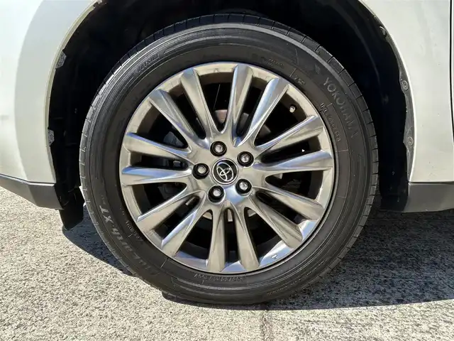 トヨタ ハリアー プレミアム アドバンスドP 長崎県 2015(平27)年 10万km ホワイトパールクリスタルシャイン 純正ナビ/（CD/DVD/BT/フルセグ）/全方位カメラ/衝突軽減システム/レーンアシスト/レーダークルーズ/ETC/JBLサウンドシステム/パワーバックドア/ステアリング電動チルト/ハーフレザーシート/D席パワーシート/オートライト/純正18インチAW