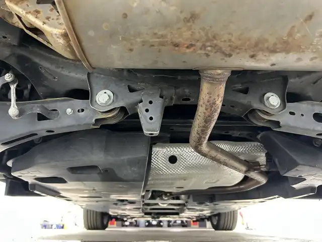 トヨタ Ｃ－ＨＲ G モード ブルーノ 愛知県 2019(令1)年 5.4万km ダークブラウンマイカメタリック/ホワイトパールクリスタルシャイン 禁煙車/2トーン/特別仕様車/純正7インチナビ/（CD/DVD/Bluetooth/フルセグTV/SD)/バックカメラ/トヨタセーフティセンス/・プリクラッシュセーフティ/・レーンディパーチャーアラート/・オートマチックハイビーム/・レーダークルーズコントロール/・ふらつき警報/コーナーセンサー/ETC/前後ドライブレコーダー/シートヒーター/ハーフレザーシート/純正18インチアルミホイール/LEDヘッドライト/オートライト/フロントフォグランプ/スマートキー/プッシュスタート/純正フロアマット/横滑り防止装置/電動格納ミラー