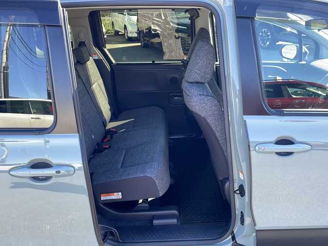 トヨタ シエンタ ハイブリッド Z 山梨県 2022(令4)年 1.7万km アーバンカーキ ワンオーナー/衝突軽減ブレーキ/メモリナビ（AM/FM/BT/フルセグTV）/バックカメラ/アイドリングストップ/クルーズコントロール/プッシュスタート/両側パワースライドドア/ETC2.0/純正LEDヘッドライト/コーナーセンサー/シートヒーター/オートライト