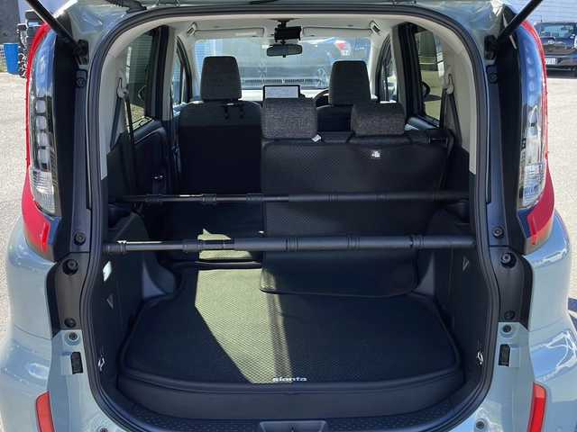 トヨタ シエンタ ハイブリッド Z 山梨県 2022(令4)年 1.7万km アーバンカーキ ワンオーナー/衝突軽減ブレーキ/メモリナビ（AM/FM/BT/フルセグTV）/バックカメラ/アイドリングストップ/クルーズコントロール/プッシュスタート/両側パワースライドドア/ETC2.0/純正LEDヘッドライト/コーナーセンサー/シートヒーター/オートライト