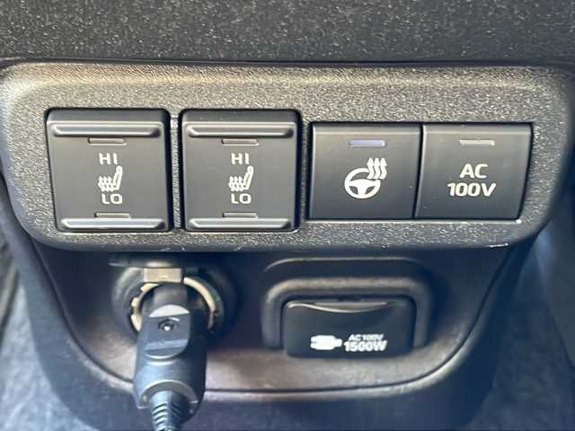 トヨタ シエンタ ハイブリッド Z 山梨県 2022(令4)年 1.7万km アーバンカーキ ワンオーナー/衝突軽減ブレーキ/メモリナビ（AM/FM/BT/フルセグTV）/バックカメラ/アイドリングストップ/クルーズコントロール/プッシュスタート/両側パワースライドドア/ETC2.0/純正LEDヘッドライト/コーナーセンサー/シートヒーター/オートライト