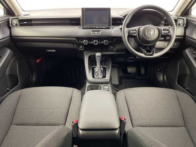 ホンダ ヴェゼル ハイブリッド e:HEV X 新潟県 2023(令5)年 0.9万km クリスタルブラックパール 純正オプションナビ/(ＢＴ／ＦＭ／ＡＭ／ＤＶＤ／フルセグＴＶ）/バックカメラ/ステアリングスイッチ/パドルシフト/置くだけ充電/電格ミラー/ウィンカーミラー/ヘッドライトレベライザー/ドアバイザー/ＥＴＣ