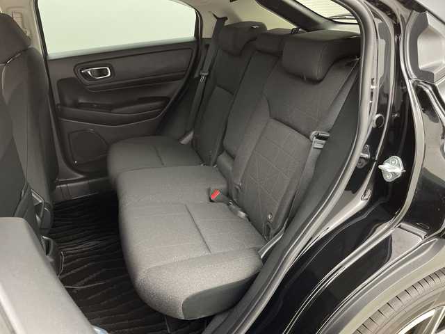 ホンダ ヴェゼル ハイブリッド e:HEV X 新潟県 2023(令5)年 0.9万km クリスタルブラックパール 純正オプションナビ/(ＢＴ／ＦＭ／ＡＭ／ＤＶＤ／フルセグＴＶ）/バックカメラ/ステアリングスイッチ/パドルシフト/置くだけ充電/電格ミラー/ウィンカーミラー/ヘッドライトレベライザー/ドアバイザー/ＥＴＣ