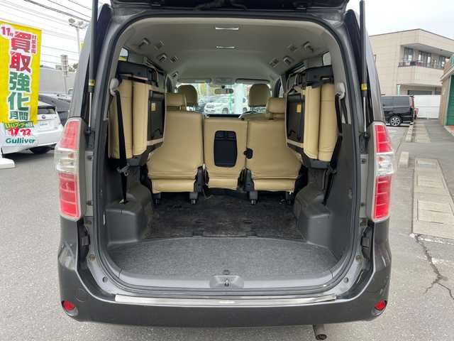 トヨタ ノア X Lセレクション 長野県 2009(平21)年 18.5万km グレーメタリック 社外ナビ(AM/FM/AUX)/電動格納ミラー/両側パワスラ/４WD/取説/記録簿/ABS