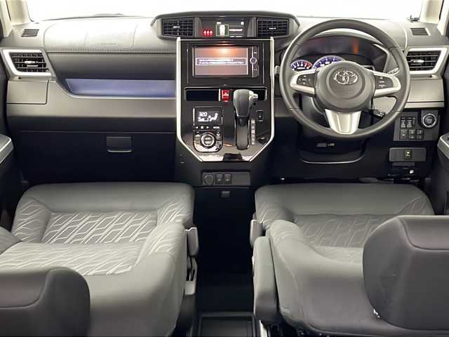 トヨタ ルーミー カスタムG 道央・札幌 2020(令2)年 4.5万km ブラックマイカメタリック ・４WD/・寒冷地仕様/・純正ナビ（CD&DVD&SD）/・クルーズコントロール/・横滑り防止/・アイドリングストップ/・前席シートヒーター/・LEDオートライト/・スマートキー