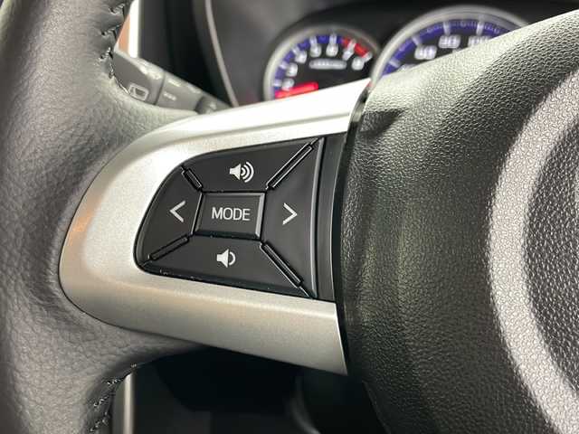 トヨタ ルーミー カスタムG 道央・札幌 2020(令2)年 4.5万km ブラックマイカメタリック ・４WD/・寒冷地仕様/・純正ナビ（CD&DVD&SD）/・クルーズコントロール/・横滑り防止/・アイドリングストップ/・前席シートヒーター/・LEDオートライト/・スマートキー