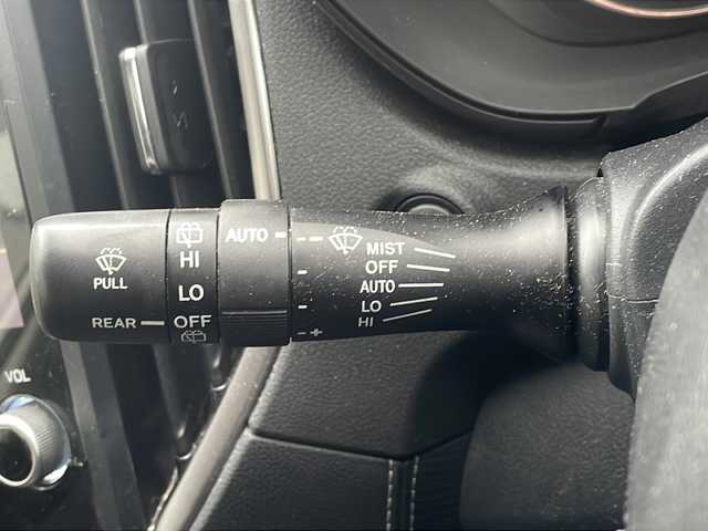 スバル フォレスター ハイブリッド アドバンス 新潟県 2019(平31)年 8.2万km クリスタルホワイトP 純正8インチナビ/(AM/FM/CD/DVD/Bluetooth)/フルセグTV/アイサイトセイフティプラス/フロント・サイドモニター/デジタルインナーミラー/ブラインドスポットモニター/プリクラッシュブレーキ/後退時ブレーキアシスト/AT誤発進抑制制御/AT誤後進抑制制御/レーダークルーズコントロール/レーンキープアシスト/先行車発進お知らせ機能/バックカメラ/ビルトインETC/パワーバックドア/純正ドライブレコーダー/純正フロアマット/純正アルミホイール/全席シートヒーター/ハーフレザー/D/N席パワーシート/LEDヘッドライト