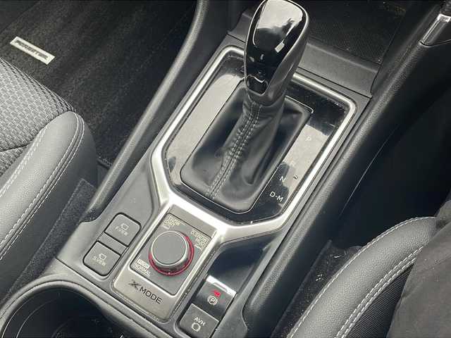 スバル フォレスター ハイブリッド アドバンス 新潟県 2019(平31)年 8.2万km クリスタルホワイトP 純正8インチナビ/(AM/FM/CD/DVD/Bluetooth)/フルセグTV/アイサイトセイフティプラス/フロント・サイドモニター/デジタルインナーミラー/ブラインドスポットモニター/プリクラッシュブレーキ/後退時ブレーキアシスト/AT誤発進抑制制御/AT誤後進抑制制御/レーダークルーズコントロール/レーンキープアシスト/先行車発進お知らせ機能/バックカメラ/ビルトインETC/パワーバックドア/純正ドライブレコーダー/純正フロアマット/純正アルミホイール/全席シートヒーター/ハーフレザー/D/N席パワーシート/LEDヘッドライト