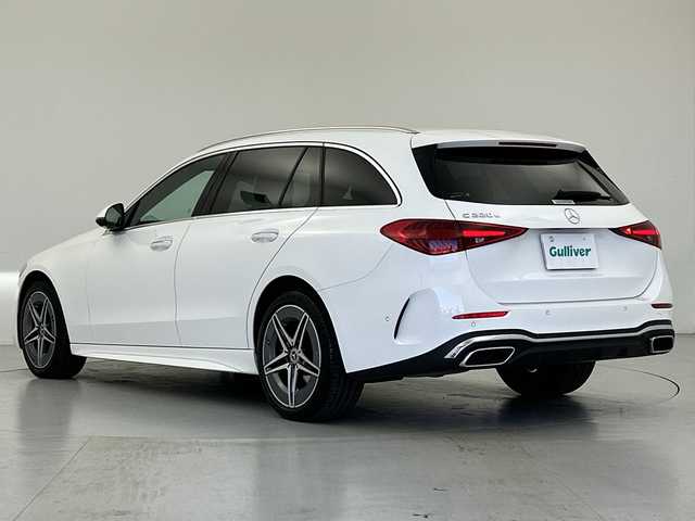 メルセデス・ベンツ Ｍ・ベンツ Ｃ２２０ｄ ステーションワゴン アバンギャルドAMGライン 愛知県 2023(令5)年 1.7万km ポーラホワイト AMGラインパッケージ/・スポーツサスペンション/・スターバターグリル/・AMGラインエクステリア/・AMG18インチアルミホイール/・メタルウィーブインテリアトリム/・スポーツシート/・AMGラインインテリア/・ARTICoダッシュボード/ベーシックパッケージ/・ヘッドアップディスプレイ/・MBUX ARナビゲーション/レーダーセーフティパッケージ/・アクティブディスタンスアシストディストロニック/・アクティブステアリングアシスト/・アクティブレーンアシスト/・アクティブレーンチェンジアシスト/・自動再発進機能/・緊急回避補助システム/・PRE-SAFEインパルスサイド/MBUXナビゲーション/・フルセグTV/・Bluetooth/・USB/・Mercedes me connect/360カメラ/キーレスゴー/純正アルミホイール/ハーフレザーシート/シートヒーター/パワーシート/LEDハイパフォーマンスヘッドライト/フットトランクオープナー/パークトロニック/パーキングアシスト/アンビエントライト/保証書・取説あり