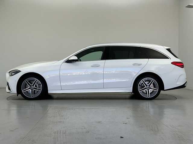 メルセデス・ベンツ Ｍ・ベンツ Ｃ２２０ｄ ステーションワゴン アバンギャルドAMGライン 愛知県 2023(令5)年 1.7万km ポーラホワイト AMGラインパッケージ/・スポーツサスペンション/・スターバターグリル/・AMGラインエクステリア/・AMG18インチアルミホイール/・メタルウィーブインテリアトリム/・スポーツシート/・AMGラインインテリア/・ARTICoダッシュボード/ベーシックパッケージ/・ヘッドアップディスプレイ/・MBUX ARナビゲーション/レーダーセーフティパッケージ/・アクティブディスタンスアシストディストロニック/・アクティブステアリングアシスト/・アクティブレーンアシスト/・アクティブレーンチェンジアシスト/・自動再発進機能/・緊急回避補助システム/・PRE-SAFEインパルスサイド/MBUXナビゲーション/・フルセグTV/・Bluetooth/・USB/・Mercedes me connect/360カメラ/キーレスゴー/純正アルミホイール/ハーフレザーシート/シートヒーター/パワーシート/LEDハイパフォーマンスヘッドライト/フットトランクオープナー/パークトロニック/パーキングアシスト/アンビエントライト/保証書・取説あり