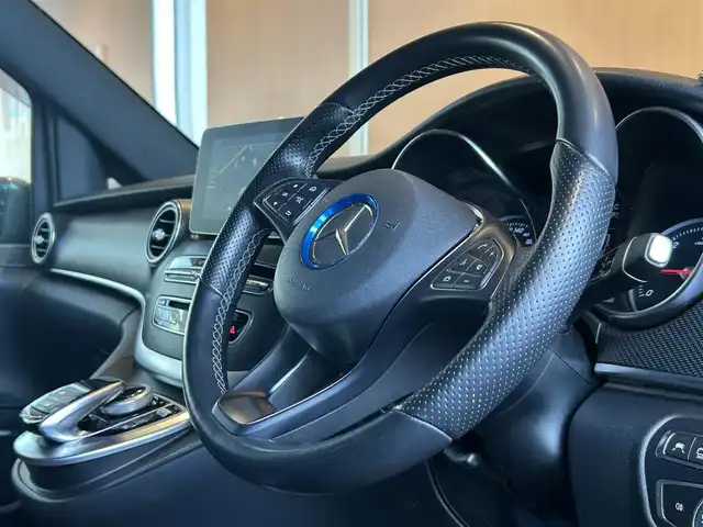 メルセデス・ベンツ Ｖ２２０ d スポーツ ロング 宮城県 2019(令1)年 4.4万km インジウムグレー レーダーセーフティパッケージ/パノラマガラスサンルーフ/Burmesterサウンドシステム/COMANDシステムHDDナビゲーションシステム/フルセグTV/360°カメラシステム/社外フリップダウンモニター/社外DVDプレーヤー/ブラックレザーシート/シートヒーター/メモリ機能付きパワーシート/LEDヘッドライト/オートライト/両側パワースライドドア/パワーバックドア/純正19インチAW/ETC車載器/ドライブレコーダー