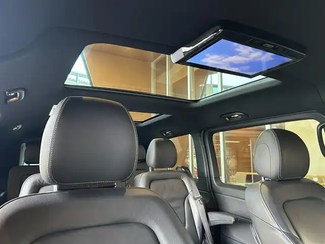 メルセデス・ベンツ Ｖ２２０ d スポーツ ロング 宮城県 2019(令1)年 4.4万km インジウムグレー レーダーセーフティパッケージ/パノラマガラスサンルーフ/Burmesterサウンドシステム/COMANDシステムHDDナビゲーションシステム/フルセグTV/360°カメラシステム/社外フリップダウンモニター/社外DVDプレーヤー/ブラックレザーシート/シートヒーター/メモリ機能付きパワーシート/LEDヘッドライト/オートライト/両側パワースライドドア/パワーバックドア/純正19インチAW/ETC車載器/ドライブレコーダー