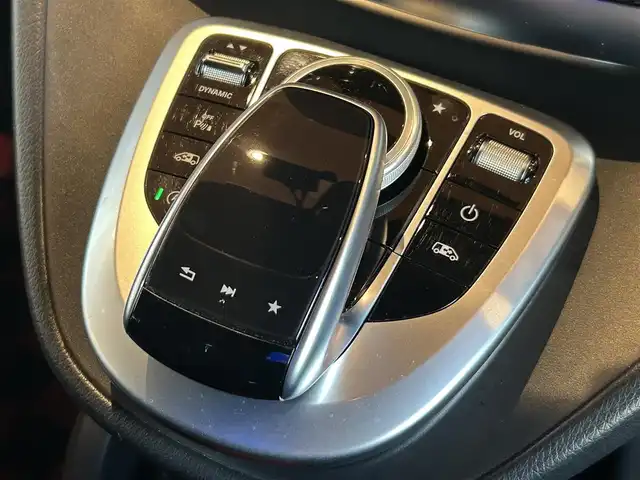 メルセデス・ベンツ Ｖ２２０ d スポーツ ロング 宮城県 2019(令1)年 4.4万km インジウムグレー レーダーセーフティパッケージ/パノラマガラスサンルーフ/Burmesterサウンドシステム/COMANDシステムHDDナビゲーションシステム/フルセグTV/360°カメラシステム/社外フリップダウンモニター/社外DVDプレーヤー/ブラックレザーシート/シートヒーター/メモリ機能付きパワーシート/LEDヘッドライト/オートライト/両側パワースライドドア/パワーバックドア/純正19インチAW/ETC車載器/ドライブレコーダー