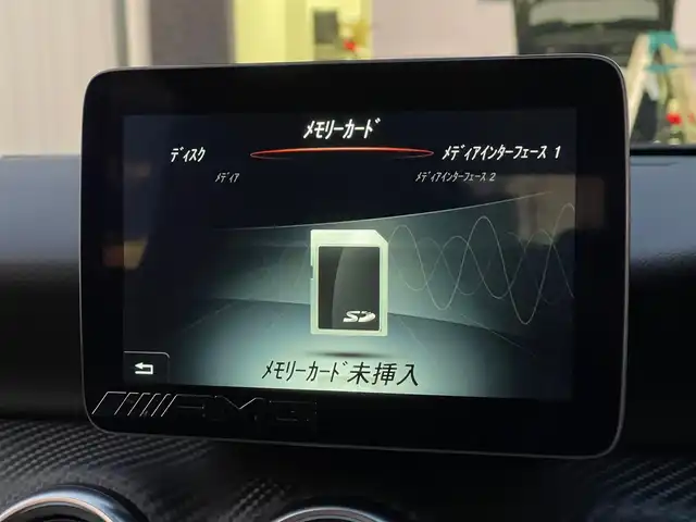 車両画像11