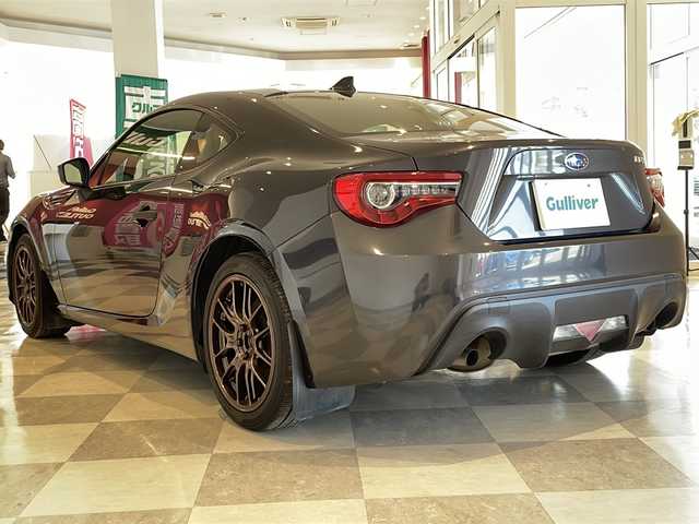 スバル ＢＲＺ RA レーシング 福井県 2017(平29)年 2.5万km ダークグレーメタリック ワンオーナー　/ロールゲージ　/社外ＥＮＫＥＩ１７インチＡＷ　/ＥＴＣ２．０　/前方ドライブレコーダー　/ＫＥＮＷＯＯＤ製オーディオ　/ーＣＤ/ＵＳＢ/ＬＥＤヘッドライト　/純正フロアマット　/スペアキー2本/純正オプション品有り/スペアタイヤ