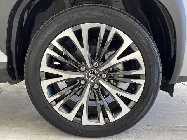 トヨタ ヤリスクロス ハイブリッド Z 愛知県 2023(令5)年 3.5万km プラチナホワイトパールマイカ 衝突軽減システム/純正ディスプレイオーディオ（ナビなし）/全方位カメラ/レーダークルーズコントロール/シートヒーター/フルセグ/Bluetooth/バックカメラ/パワーシート/コーナーセンサー/純正アルミホイール/ブラインドスポットモニター/LEDヘッドライト/ステアリングヒーター/オートマチックハイビーム/ETC/ステアリングスイッチ/スマートキー/プッシュスタート