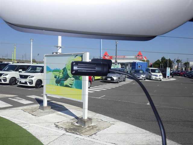 三菱 デリカＤ：５ D－Power package 千葉県 2017(平29)年 5万km ウォームホワイトパール 両側パワースライドドア/社外メモリーナビ/ワンセグTV/【CD再生機能】/前席シートヒーター/革巻きステアリング/パドルシフト/ETC/HID/フォグライト/ウインカーミラー/純正18インチアルミホイル/キーレスオペレーションシステム