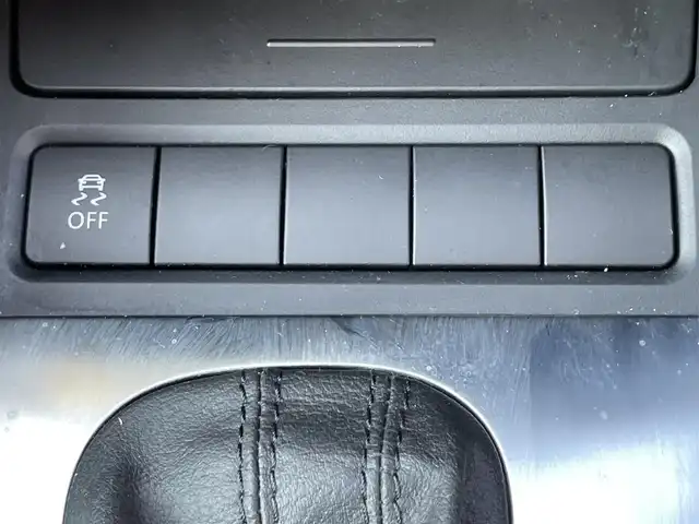 フォルクスワーゲン ゴルフ TSI コンフォートライン 滋賀県 2010(平22)年 9.8万km 黒 禁煙車/社外ナビ/CD/DVD/フルセグTV/オートライト/電動格納ミラー/MT付AT/オートエアコン
