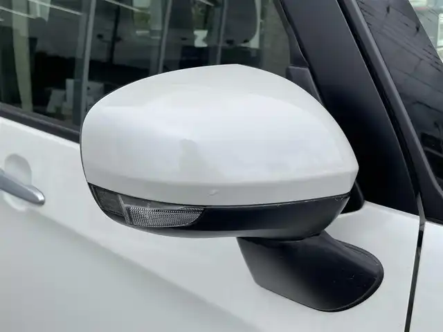トヨタ ルーミー カスタムG S 山梨県 2017(平29)年 10.6万km パールホワイトⅢ (株)IDOMが運営する【じしゃロン甲府店】の自社ローン専用車両になります。こちらは現金またはオートローンご利用時の価格です。自社ローンご希望の方は別途その旨お申付け下さい/〇プリクラッシュセーフティ/〇純正SDナビ（NSZT-Y6T）/〇CD/DVD/〇Bluetooth接続/〇バックカメラ/〇クルーズコントロール/〇両側パワースライドドア/〇前席シートヒーター/〇純正14インチAW
