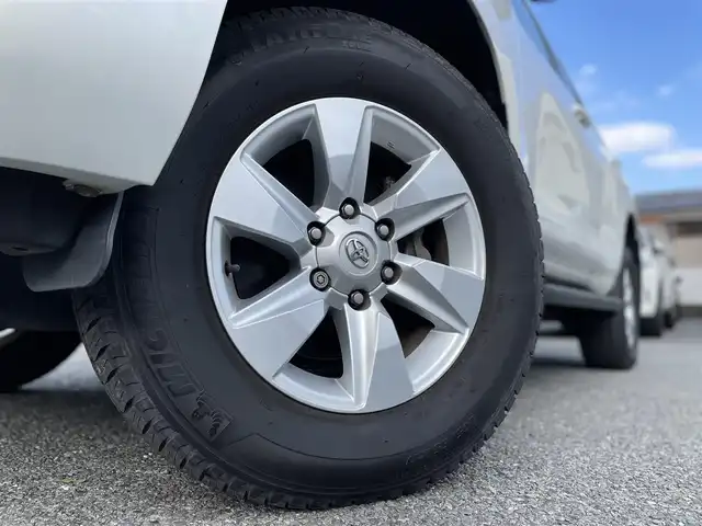 トヨタ ランドクルーザー プラド TX 東京都 2021(令3)年 3.1万km ホワイトパールクリスタルシャイン ワンオーナー/純正9インチSDナビ（NSZT-Y68T）/・Bluetoothオーディオ/USBオーディオ/・フルセグTV/DVD/スライド電動ムーンルーフ/バックカメラ/ルーフレール（ブラック）/Toyota Safety Sense/・プリクラッシュセーフティ/・レーンディパーチャーアラート/・オートライト/オートマチックハイビーム/・レーダークルーズコントロール/木目調（ライトブラウン）ステアリングホイール/寒冷地仕様/ビルトインETC2.0/取扱説明書/保証書