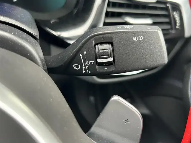 ＢＭＷ ５２３ｄ Mスポーツ 宮崎県 2017(平29)年 2.5万km アルピンホワイトⅢ 純正HDDナビゲーション/・Bluetooth/・CD DVD/・AM/FM/・USB/・フルセグテレビ/ヘッドアップディスプレイ/純正１９インチアルミホイール/ミラー一体型ETC/アダプティブクルーズコントロール/ＬＥＤヘッドライト/・オートライト/・オートマティックハイビーム/ドライブレコーダー/全方位カメラ
