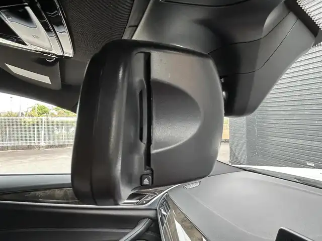 ＢＭＷ ５２３ｄ Mスポーツ 宮崎県 2017(平29)年 2.5万km アルピンホワイトⅢ 純正HDDナビゲーション/・Bluetooth/・CD DVD/・AM/FM/・USB/・フルセグテレビ/ヘッドアップディスプレイ/純正１９インチアルミホイール/ミラー一体型ETC/アダプティブクルーズコントロール/ＬＥＤヘッドライト/・オートライト/・オートマティックハイビーム/ドライブレコーダー/全方位カメラ
