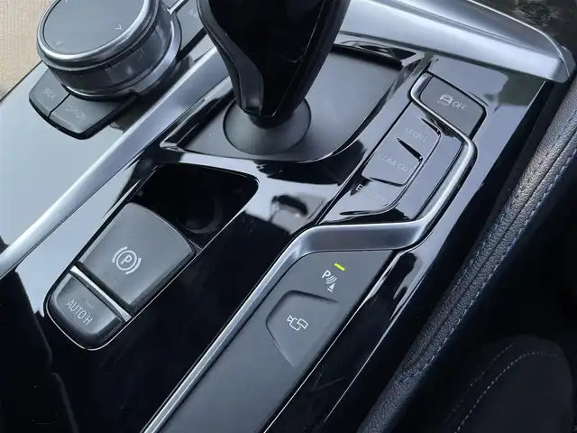 ＢＭＷ ５２３ｄ ツーリング Mスポーツ 三重県 2018(平30)年 3.7万km サファイアブラックP ACC/インテリジェントセーフティ/衝突軽減ブレーキ/車線逸脱警告/ヘッドアップディスプレイ/純正ナビ/全方位カメラ/フルセグTV/Bluetooth接続/アンビエントライト/純正19インチアルミホイール/電動リアゲート/ミラー型ETC/社外前後ドライブレコーダー/パワーシート /シートメモリー機能/LEDヘッドライト/オートライト/オートハイビーム