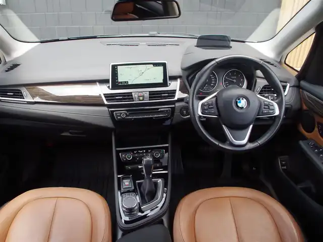 ＢＭＷ ２１８ｄ アクティブツアラー 埼玉県 2018(平30)年 4万km 黒 ブラウンレザーシート/アダプティブクルーズコントロール/インテリジェントセーフティ/ヘッドアップディスプレイ/パークディスタンスコントロール/コンフォートアクセス/バックカメラ/iDriveナビ/ドラレコ/ルームミラー内臓ETC/前席シートヒーター/シートポジションメモリー機能