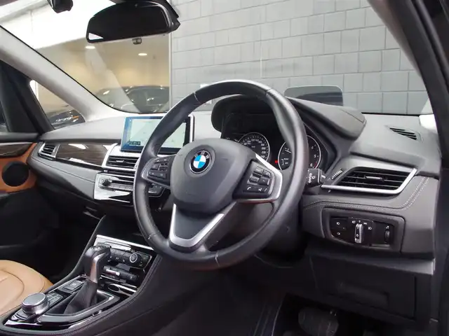 ＢＭＷ ２１８ｄ アクティブツアラー 埼玉県 2018(平30)年 4万km 黒 ブラウンレザーシート/アダプティブクルーズコントロール/インテリジェントセーフティ/ヘッドアップディスプレイ/パークディスタンスコントロール/コンフォートアクセス/バックカメラ/iDriveナビ/ドラレコ/ルームミラー内臓ETC/前席シートヒーター/シートポジションメモリー機能