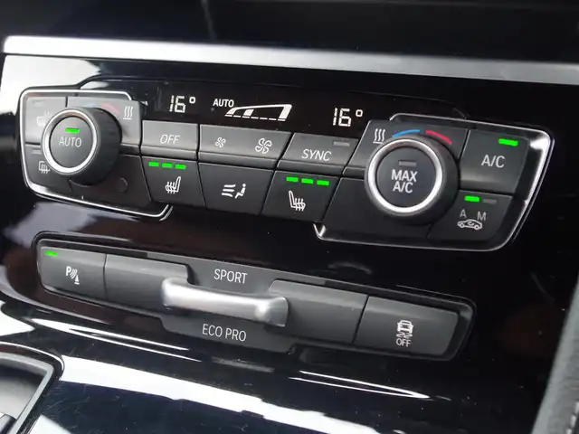 ＢＭＷ ２１８ｄ アクティブツアラー 埼玉県 2018(平30)年 4万km 黒 ブラウンレザーシート/アダプティブクルーズコントロール/インテリジェントセーフティ/ヘッドアップディスプレイ/パークディスタンスコントロール/コンフォートアクセス/バックカメラ/iDriveナビ/ドラレコ/ルームミラー内臓ETC/前席シートヒーター/シートポジションメモリー機能