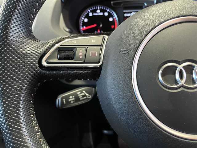 アウディ Ｑ３ 2．0 TFSI クワトロ 180PS Sライン 道央・札幌 2018(平30)年 6.1万km グレイシアホワイトメタリック Slineパッケージ/　・Slineエクステリアロゴ/　・Sパラレルスポークデザイン/　・スポークサスペンション/　・スプリントクロス/レザーSlineロゴ/　・LEDヘッドライト/　・ヘッドライトウォッシャー/MMIナビゲーション/アシスタンスパッケージ/　・クルーズコントロール/　・アウディサイドアシスト/　・アウディアクティブレーンアシスト/　・ハイビームアシスト/グレイシアホワイトメタリック/オートマチックテールゲート/シートヒーター