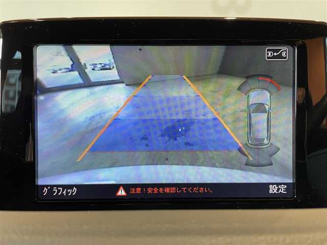 アウディ Ｑ３ 2．0 TFSI クワトロ 180PS Sライン 道央・札幌 2018(平30)年 6.1万km グレイシアホワイトメタリック Slineパッケージ/　・Slineエクステリアロゴ/　・Sパラレルスポークデザイン/　・スポークサスペンション/　・スプリントクロス/レザーSlineロゴ/　・LEDヘッドライト/　・ヘッドライトウォッシャー/MMIナビゲーション/アシスタンスパッケージ/　・クルーズコントロール/　・アウディサイドアシスト/　・アウディアクティブレーンアシスト/　・ハイビームアシスト/グレイシアホワイトメタリック/オートマチックテールゲート/シートヒーター