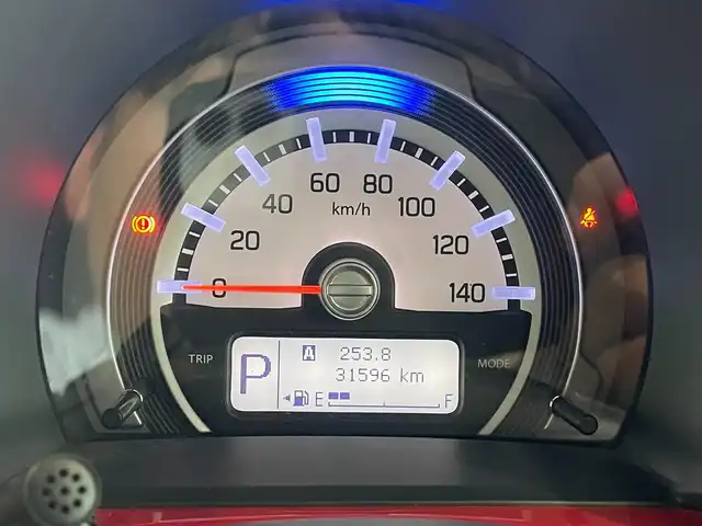 スズキ ハスラー Jスタイル 鹿児島県 2015(平27)年 3.2万km フェニックスレッドパール/ホワイト2トーンルーフ 禁煙車/ETC/社外ナビ/（AM・FM/フルセグTV/CD・DVD/SD/MSV/Bluetooth）スズキセーフティサポート/・衝突被害軽減ブレーキ/・誤発進抑制機能/・エマージェンシーストップシグナル/・ESP/純正ドアバイザー/純正ラバーマット/シートヒーター/シートリフター/オートライト/フォグランプ/アイドリングストップ/オートライト/フォグランプ/電格ミラー/プッシュスタート/スマートキー