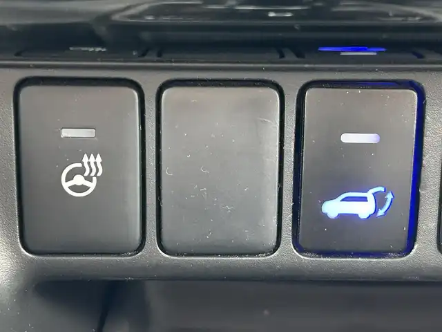 三菱 エクリプス クロス ＰＨＥＶ P 福岡県 2021(令3)年 3.1万km ホワイトダイヤモンド バックカメラ/サンルーフ/フルセグTV/クルーズコントロール/レーンキープアシスト/横滑り防止/前後コーナーセンサー/LEDオートライト/オートハイビーム/衝突被害軽減システム/Apple Car Play/AndroidAuto/BT/パワーシート(D席)/ルーフレール/ハーフレザーシート/シートヒーター(D席＋N席)