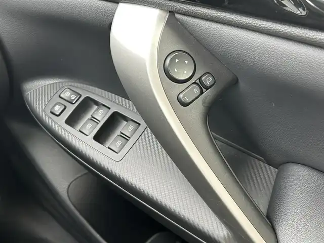 三菱 エクリプス クロス ＰＨＥＶ P 福岡県 2021(令3)年 3.1万km ホワイトダイヤモンド バックカメラ/サンルーフ/フルセグTV/クルーズコントロール/レーンキープアシスト/横滑り防止/前後コーナーセンサー/LEDオートライト/オートハイビーム/衝突被害軽減システム/Apple Car Play/AndroidAuto/BT/パワーシート(D席)/ルーフレール/ハーフレザーシート/シートヒーター(D席＋N席)
