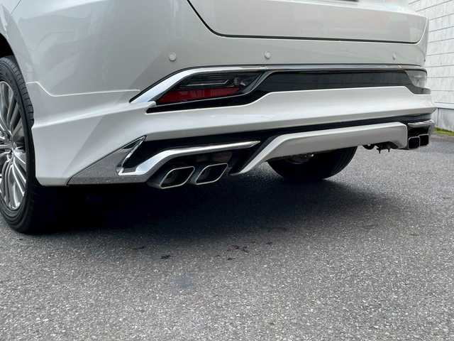 トヨタ ハリアー Z 宮崎県 2021(令3)年 6.3万km ホワイトパールクリスタルシャイン モデリスタフルエアロ/JBLサウンド/ヘッドアップディスプレイ/メーカーナビ/全方位カメラ/デジタルインナーミラー/ブラウンシートカバー/ワンオーナー/パワーバックドア/ETC2.0/クリアランスソナー/レーダークルーズコントロール/プリクラッシュセーフティー/レーンキープアシスト/RCTA/BSM/オートハイビーム/シルクブレイズラゲッジマット/リア3面スモークフィルム/スペアキー/保証書・取扱説明書