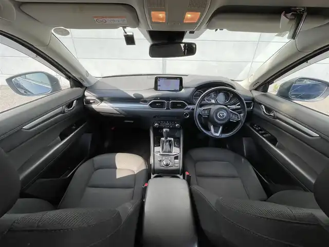 マツダ ＣＸ－５ XD スマートエディション 千葉県 2020(令2)年 5.9万km ディープクリスタルブルーマイカ i-アクティブセンス/　衝突軽減ブレーキ/レーンキープアシスト/　レーダークルーズコントロール/アダプティブヘッドライト/　クリアランスソナー/ブラインドスポットモニター/　ヘッドアップディスプレイ/純正メーカーナビ/　フルセグ/BT/DVD/CD/USB/カープレイ/全方位カメラ/ステアリングスイッチ/ETC/パワーシート(D席)/シートヒーター(D/N席)/電動パーキングブレーキ/ステアリングヒーター/LEDヘッドライト/オートライト/スマートキー/プッシュスタート/純正フロアマット/純正17インチAW