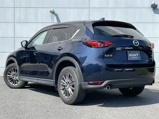マツダ ＣＸ－５ XD スマートエディション 千葉県 2020(令2)年 5.9万km ディープクリスタルブルーマイカ i-アクティブセンス/　衝突軽減ブレーキ/レーンキープアシスト/　レーダークルーズコントロール/アダプティブヘッドライト/　クリアランスソナー/ブラインドスポットモニター/　ヘッドアップディスプレイ/純正メーカーナビ/　フルセグ/BT/DVD/CD/USB/カープレイ/全方位カメラ/ステアリングスイッチ/ETC/パワーシート(D席)/シートヒーター(D/N席)/電動パーキングブレーキ/ステアリングヒーター/LEDヘッドライト/オートライト/スマートキー/プッシュスタート/純正フロアマット/純正17インチAW