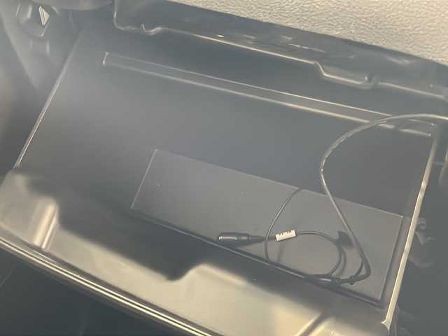 スズキ スペーシア カスタム Z 岐阜県 2017(平29)年 4.1万km クリスタルホワイトP 純正ナビ/バックカメラ/スズキセーフティサポート/ETC/フルセグTV/Blutooth/iPod/HDMI/VTR/CD/DVD再生/ステアリングスイッチ/D席シートヒーター/両側パワースライドドア/プッシュスタート/スペアキー/スマートキー