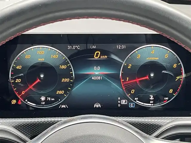 メルセデス・ベンツ Ａ１８０ スタイル AMGライン 千葉県 2019(平31)年 4万km ジュピターレッド 225/45R18/ヘッドアップディスプレイ/ハーフレザーシート/シートヒーター/パワーシート/純正HDDナビ/360°カメラ/地デジ/USB/純正18インチAW/レーダーセーフティパッケージ/ワイヤレス充電/ドライブレコーダー（CSD-790FHG）