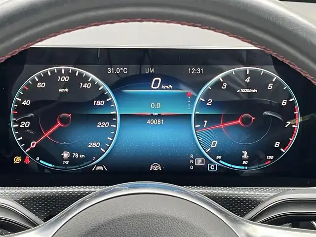 メルセデス・ベンツ Ａ１８０ スタイル AMGライン 千葉県 2019(平31)年 4万km ジュピターレッド 225/45R18/ヘッドアップディスプレイ/ハーフレザーシート/シートヒーター/パワーシート/純正HDDナビ/360°カメラ/地デジ/USB/純正18インチAW/レーダーセーフティパッケージ/ワイヤレス充電/ドライブレコーダー（CSD-790FHG）