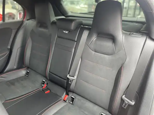 メルセデス・ベンツ Ａ１８０ スタイル AMGライン 千葉県 2019(平31)年 4万km ジュピターレッド 225/45R18/ヘッドアップディスプレイ/ハーフレザーシート/シートヒーター/パワーシート/純正HDDナビ/360°カメラ/地デジ/USB/純正18インチAW/レーダーセーフティパッケージ/ワイヤレス充電/ドライブレコーダー（CSD-790FHG）