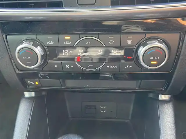 マツダ ＣＸ－５ XD プロアクティブ 福岡県 2015(平27)年 8.4万km メテオグレーマイカ セーフティクルーズパッケージ/純正ナビ（BT/フルセグ/AM/FM/DISC/AUX)/Bカメラ/レーダークルーズコントロール/LEDヘッドライト/フォグランプ/オートライト/純正19インチAW/アイドリングストップ/USB入力端子/ステアリングスイッチ/横滑り防止装置/コーナーセンサー/レーンキープアシスト/盗難防止装置/衝突軽減システム/スマートキー/ETC/取扱説明書