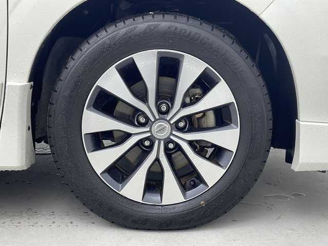 日産 セレナ ハイウェイスター 宮城県 2017(平29)年 7.9万km ブリリアントホワイトパール 2トーン セーフティパックB/エマージェンシーブレーキ/プロパイロット/車線逸脱警報/ソナー(F.R)/アラウンドビューモニター/純正11型フリップダウンモニター/両側パワースライドドア/インテリジェントミラー/純正9型ナビ/・BT.CD.DVD.SD.HDMI.USB/フロントスポイラー/純正16インチアルミホイール/ビルトインETC/ロールサンシェード/LEDヘッドライト/LEDフォグランプ/アイドリングストップ/プッシュスタート/スマートキー/横滑り防止機能