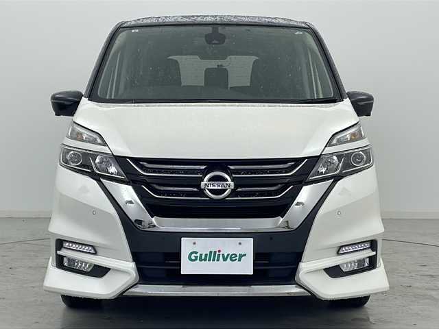 日産 セレナ ハイウェイスター 宮城県 2017(平29)年 7.9万km ブリリアントホワイトパール 2トーン セーフティパックB/エマージェンシーブレーキ/プロパイロット/車線逸脱警報/ソナー(F.R)/アラウンドビューモニター/純正11型フリップダウンモニター/両側パワースライドドア/インテリジェントミラー/純正9型ナビ/・BT.CD.DVD.SD.HDMI.USB/フロントスポイラー/純正16インチアルミホイール/ビルトインETC/ロールサンシェード/LEDヘッドライト/LEDフォグランプ/アイドリングストップ/プッシュスタート/スマートキー/横滑り防止機能