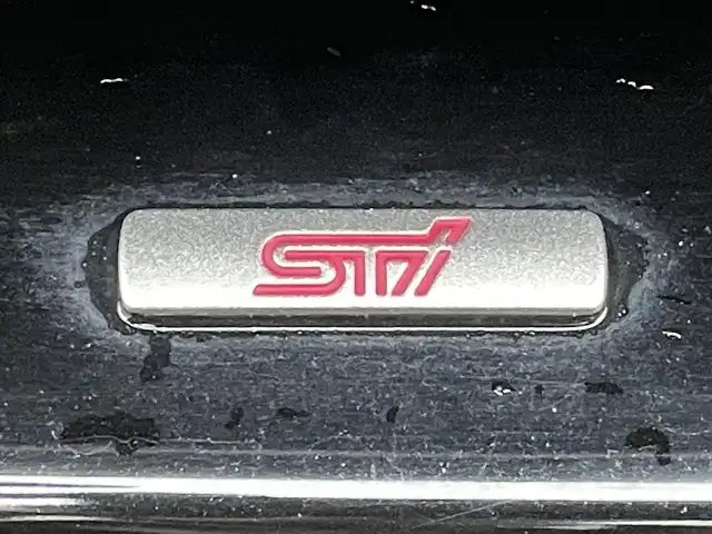 スバル レヴォーグ 1．8STIスポーツ EX 群馬県 2020(令2)年 7.2万km クリスタルブラックシリカ アイサイトX/・プリクラッシュブレーキ/・レーンキープアシスト/・車線逸脱防止機能/・後退時ブレーキアシスト/・追従付クルーズコントロール/純正11.6インチナビ/　　フルセグ/Bluetooth/ipod/    USB/FM/AM/AUX /    AppleCarPlay/AndroidAuto/バックモニター/フロント、サイドカメラ/STIサイド、リヤエアロ/赤茶革シート/前席パワーシート/全席シートヒーター/オートLEDヘッドライト/フロント、リヤフォグランプ/パワーバックドア/電動パーキングブレーキ/純正18AW/純正フロアマット/ビルドインETC