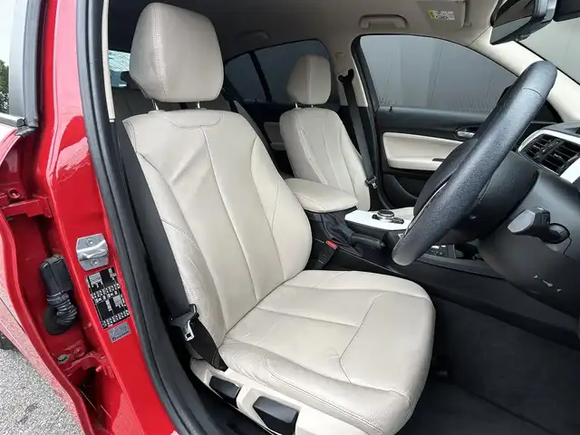 ＢＭＷ １１８ｉ 長野県 2018(平30)年 3.7万km メルボルンレッド アクティブクルーズコントロール（ACC）/インテリジェントセーフティ/自動ブレーキ（衝突回避・被害軽減ブレーキ）/レーンデパーチャーウォーニング/ベージュレザーシート/シートヒーター/純正HDDナビ/バックカメラ/コンフォートアクセス/パークディスタンスコントロール/LEDヘッドライト/スマートキー/ミラー内臓ETC/アイドリングストップ/純正17インチYスポークAW/2ゾーンオートマチックAC