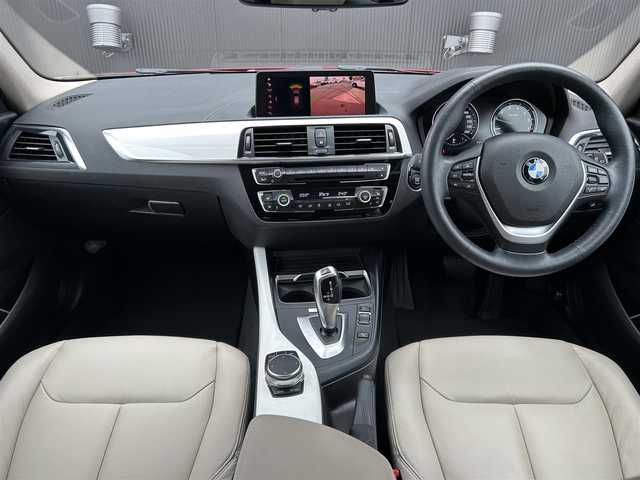 ＢＭＷ １１８ｉ 長野県 2018(平30)年 3.7万km メルボルンレッド アクティブクルーズコントロール（ACC）/インテリジェントセーフティ/自動ブレーキ（衝突回避・被害軽減ブレーキ）/レーンデパーチャーウォーニング/ベージュレザーシート/シートヒーター/純正HDDナビ/バックカメラ/コンフォートアクセス/パークディスタンスコントロール/LEDヘッドライト/スマートキー/ミラー内臓ETC/アイドリングストップ/純正17インチYスポークAW/2ゾーンオートマチックAC
