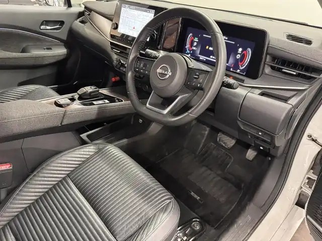 日産 オーラ G レザーエディション 三重県 2022(令4)年 6.1万km ピュアホワイトパール e-POWER/FF/フロアCVT/Nissan Connect対応 9インチナビ*/（AM/FM/TV/USB/iPod/Bluetooth/HDMI/CarPlay/AndroidAuto）/インテリジェント アラウンドビューモニター（移動物検知機能付）/BOSE パーソナルプラスサウンドシステム（8スピーカー）*/ETC2.0*/安全/・インテリジェント エマージェンシーブレーキ/・LDW（車線逸脱警報）、インテリジェント LI（車線逸脱防止支援）/・プロパイロット/・インテリジェント DA（ふらつき警報）/・速度標識表示、標識検知支援/・後側方車両検知警報システム（BSW）＋後側方衝突防止支援（BSI）＋後退時車両検知警報/・前後ソナー/・SOSコール/など/装備/・インテリジェント ルームミラー/・本革シート/・オートエアコン/・電動パーキングブレーキ＆ブレーキホールド/・ステアリングスイッチ/・オートライト/・アダプティブLEDヘッドライト/・プッシュスタート/・純正17inAW/・プッシュスタート/・スマートキーx2/など/*…メーカーOP