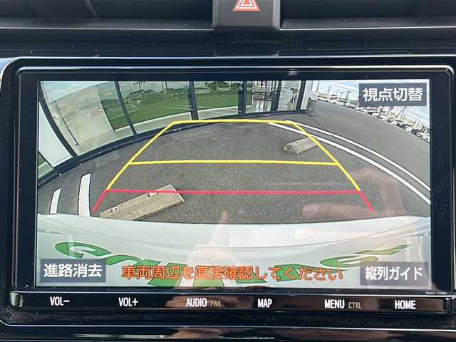 トヨタ カムリ 岐阜県 2018(平30)年 3万km プラチナホワイトパールマイカ 登録時走行距離　29422km/純正９インチナビ/フルセグTV/純正前方ドライブレコーダー/バックカメラ/Ｂｌｕｅｔｏｏｔｈ接続/ビルトインＥＴＣ２．０/オートマチックハイビーム/運転席パワーシート/純正フロアマット/トヨタセーフティセンス/レーダークルーズコントロール/レーンキープアシスト/純正アルミホイール/プッシュスタート/スマートキー/DVD再生機能/AAC/LEDヘッドライト/ドアバイザー/禁煙車